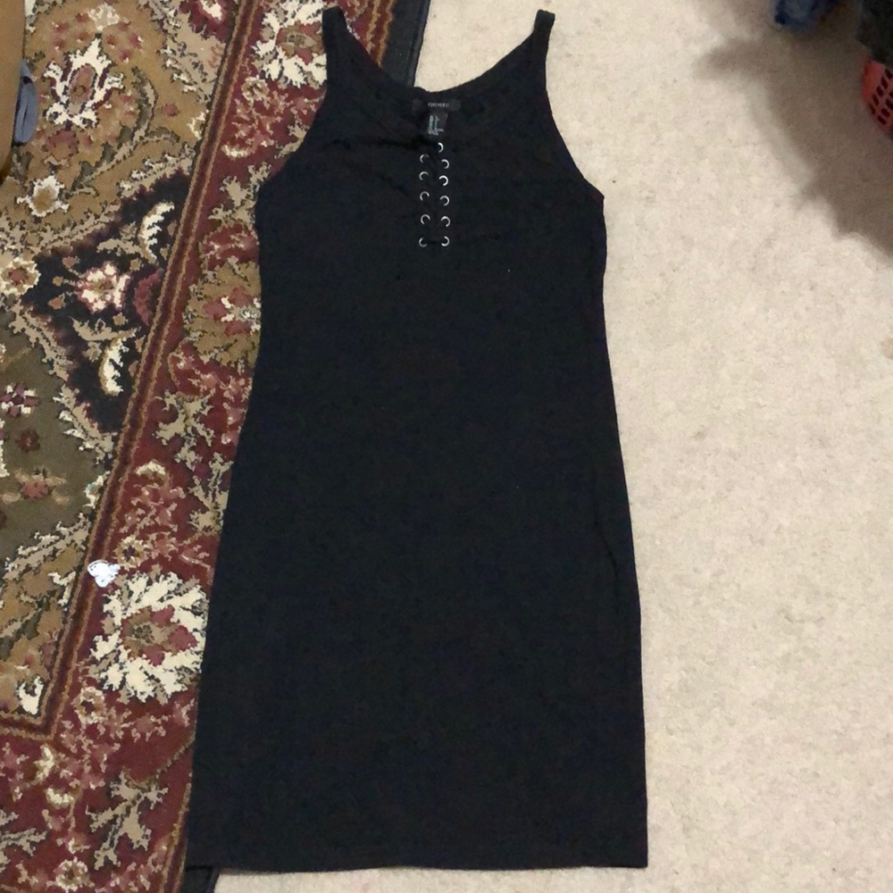Bodycon black dress